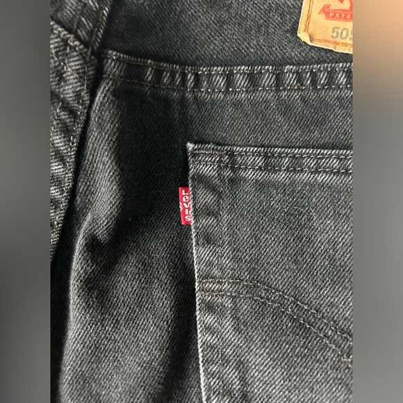 Black Levis pants! - Picture 4 of 4